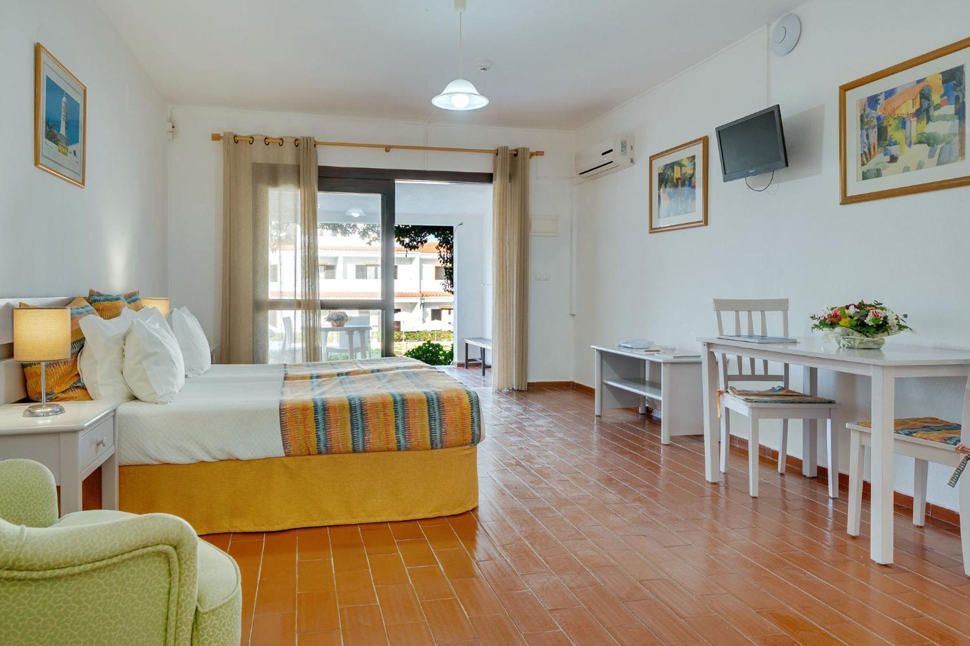 Balaia Sol Holiday Club "Family Resort" Албуфейра Экстерьер фото